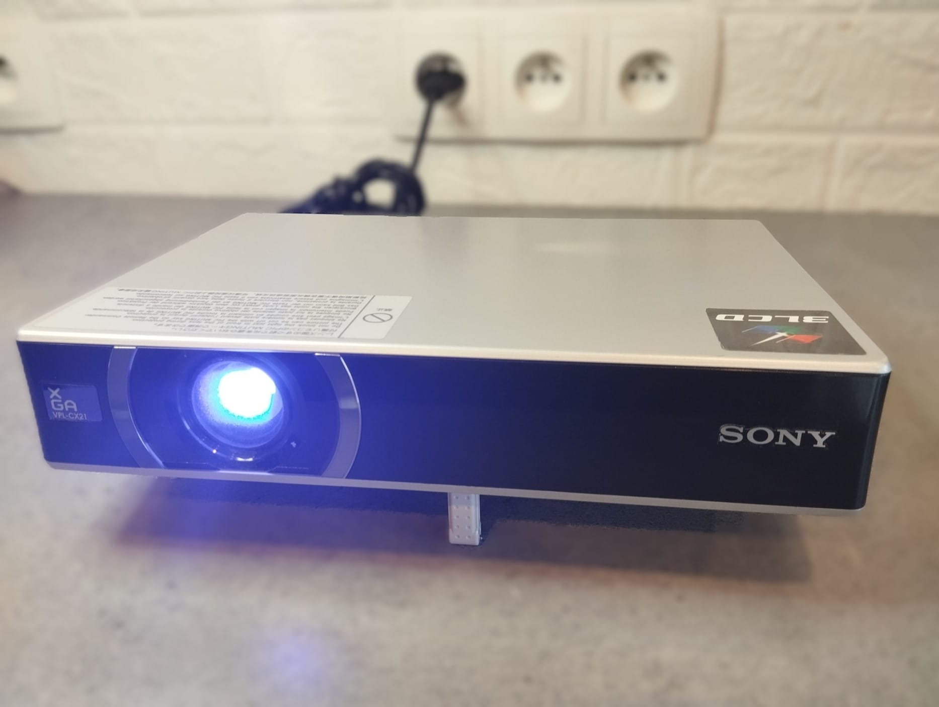 Vidéoprojecteur Sony VPL-CX21 - CharlysPC